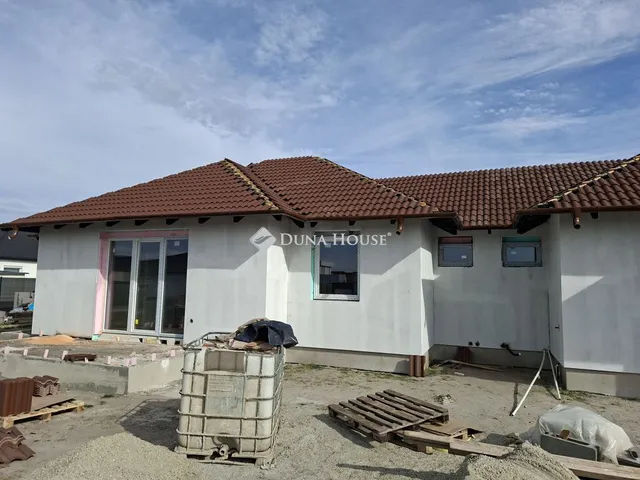 Eladó ház Jászberény 83 nm