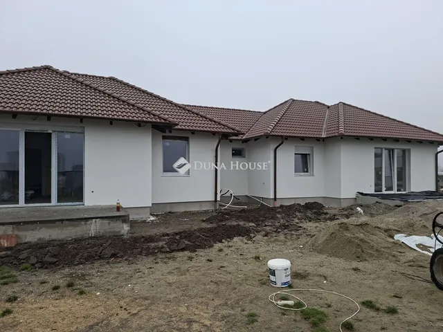 Eladó ház Jászberény 83 nm