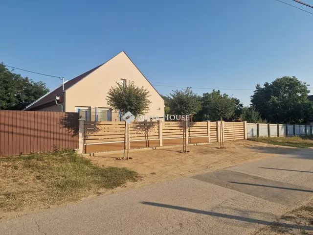 Eladó ház Kóka 91 nm