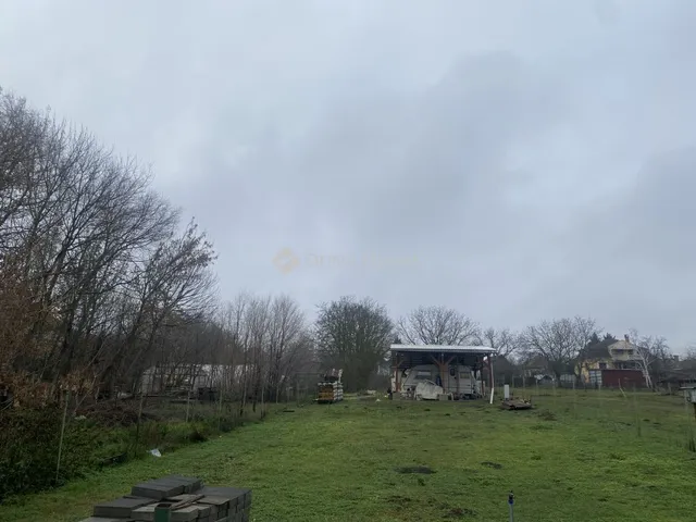 Eladó telek Tóalmás, Nyár utca 627 nm