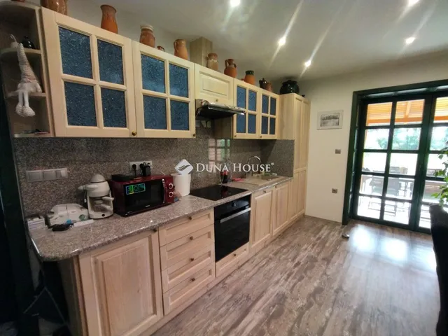 Eladó mezőgazdasági ingatlan Nagykáta 960 nm