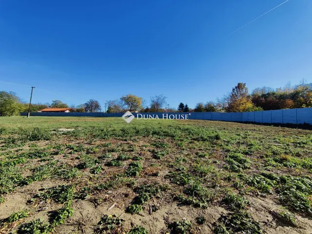 Eladó telek Monor 2825 nm