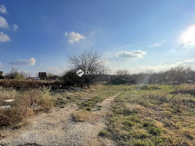 Eladó telek Maglód 816 nm