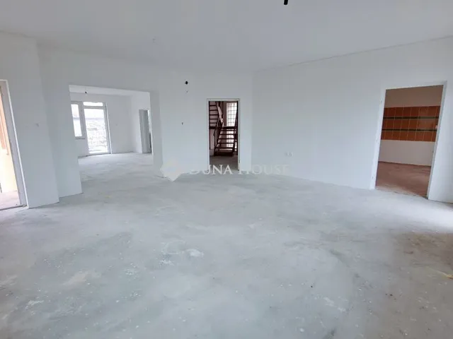 Eladó ház Tura 315 nm