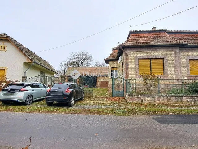 Eladó ház Galgahévíz 125 nm