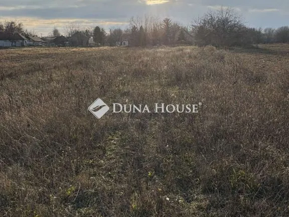 Eladó telek Monorierdő 1504 nm