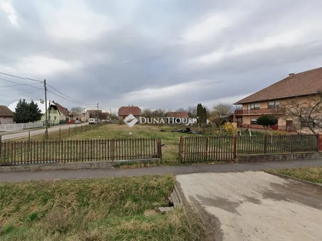 Eladó telek Zsámbok 1010 nm