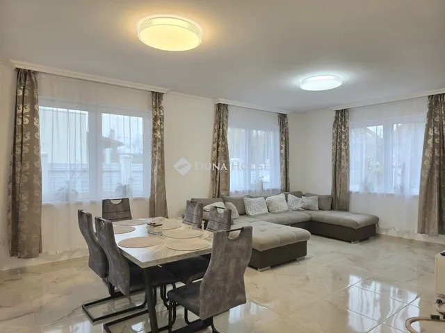 Eladó ház Sülysáp 127 nm