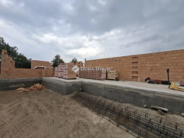 Eladó ház Sülysáp 99 nm