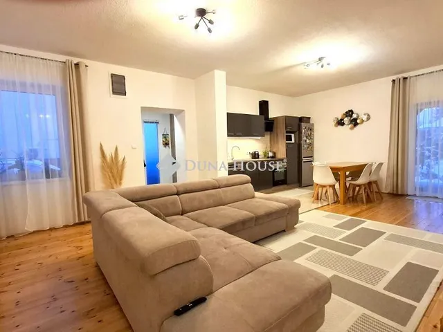 Eladó ház Őrbottyán 158 nm