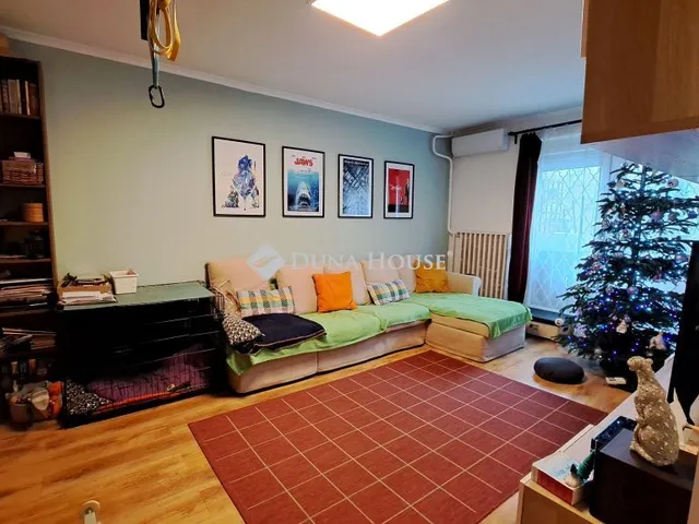 Eladó lakás Budapest XVII. kerület, Újlak utca 74 nm