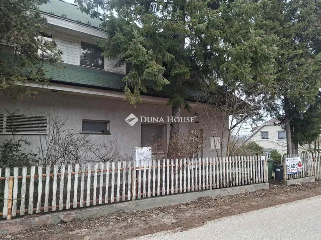 Eladó ház Sülysáp 175 nm