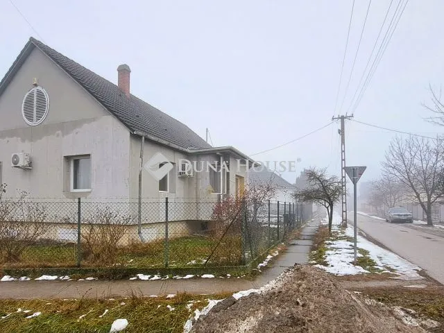 Eladó ház Tápiószecső 118 nm