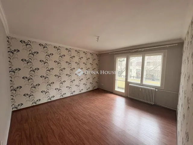 Eladó lakás Cegléd 53 nm