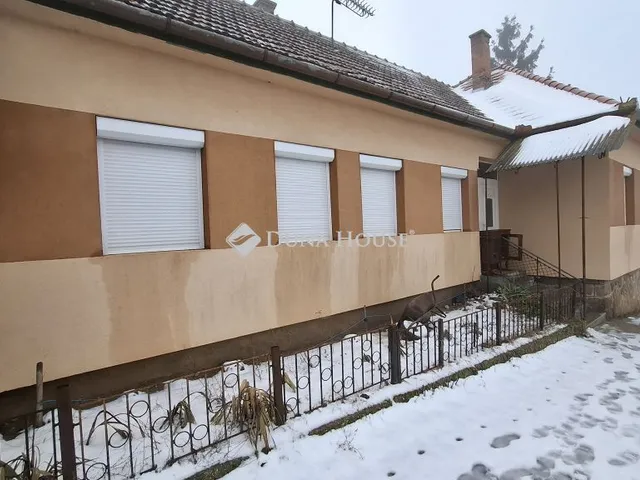 Eladó ház Vácegres 116 nm