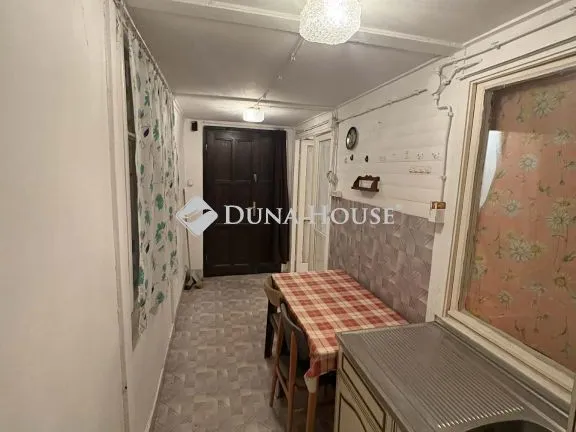 Eladó telek Galgahévíz 400 nm