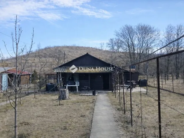 Eladó telek Galgahévíz 400 nm