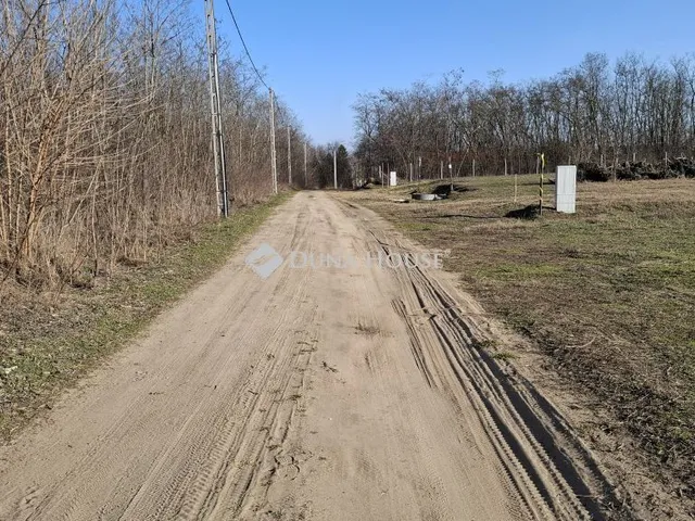 Eladó telek Őrbottyán 1020 nm