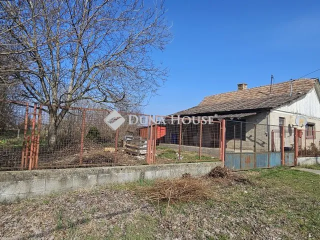 Eladó ház Tóalmás, Szabadság út 54 nm