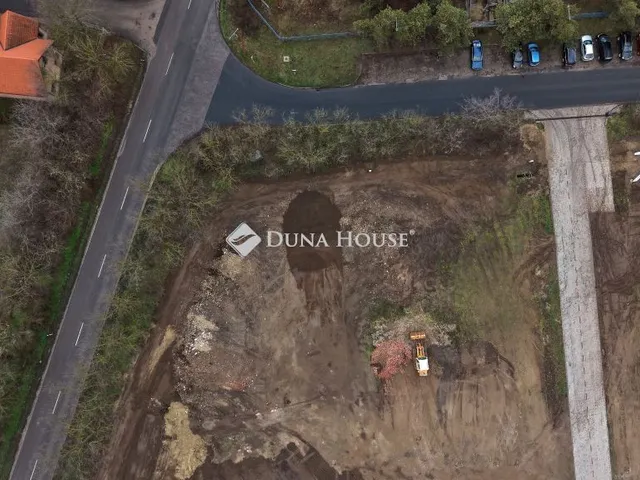 Kiadó telek Monor 5000 nm