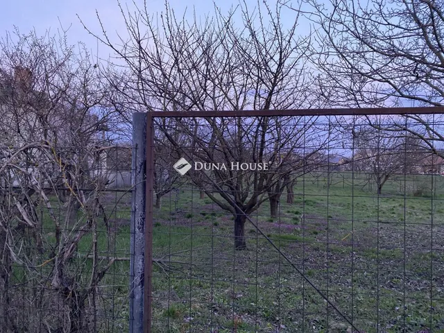 Eladó telek Pilis 1201 nm