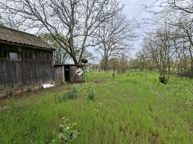 Eladó telek Tóalmás 1606 nm