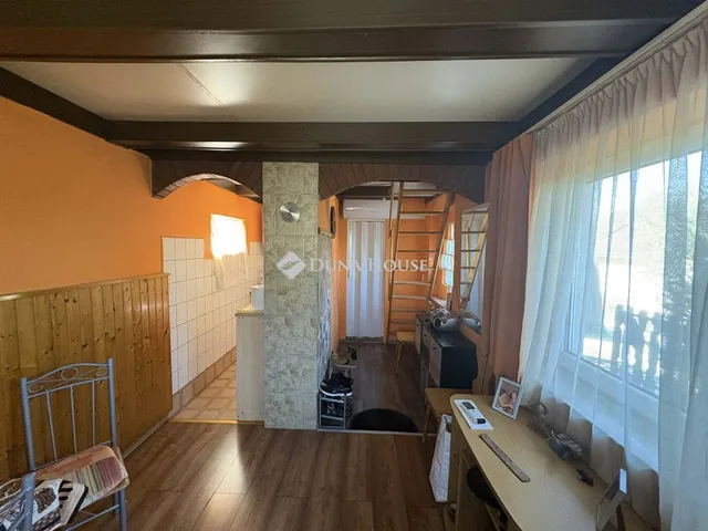 Eladó üdülő és hétvégi ház Gomba 20 nm