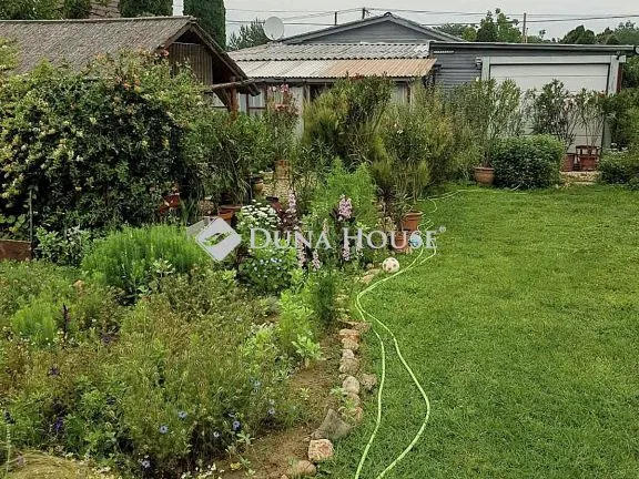 Eladó üdülő és hétvégi ház Tóalmás 67 nm