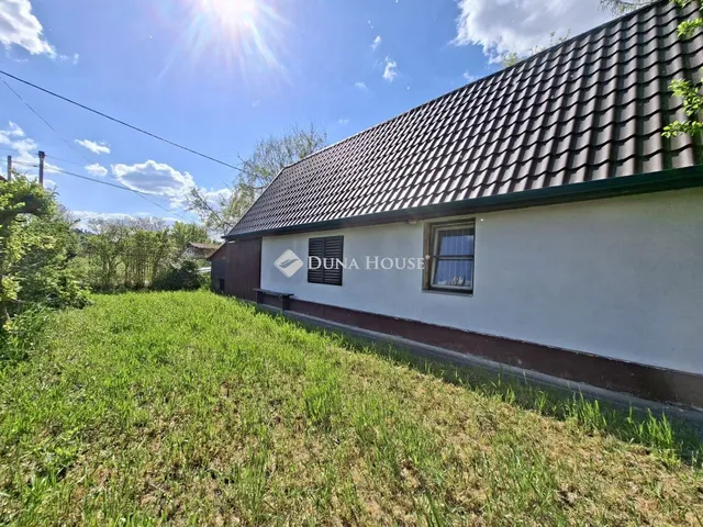 Eladó üdülő és hétvégi ház Tóalmás 50 nm