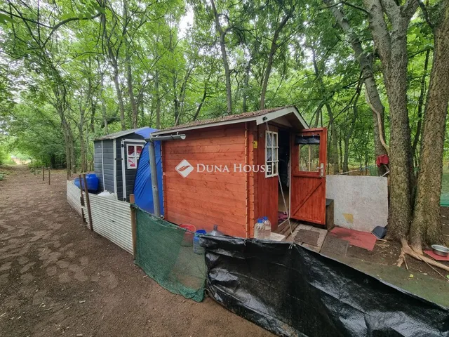 Eladó telek Tóalmás 709 nm