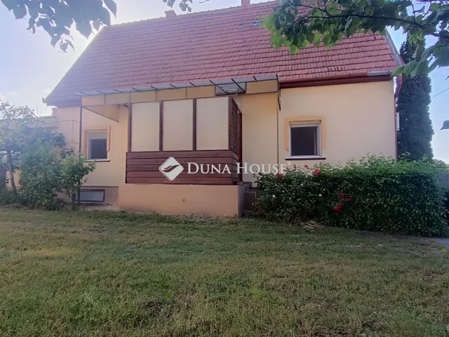 Eladó ház Kóka, Nagykátai út 117 nm