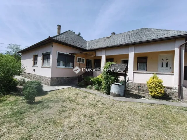 Kiadó ház Sülysáp 140 nm
