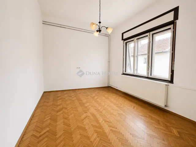 Eladó ház Jászapáti 88 nm