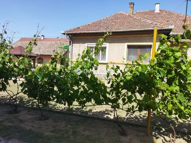 Eladó ház Nagykáta 118 nm