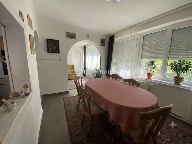 Eladó ház Isaszeg, Petőfi Sándor utca 120 nm