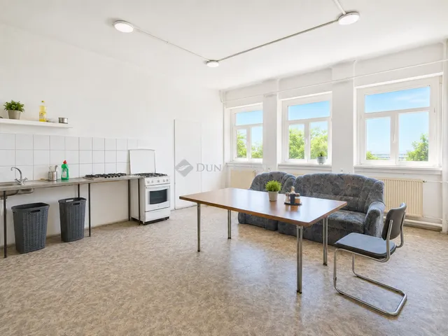 Kiadó lakás Budapest IX. kerület 290 nm