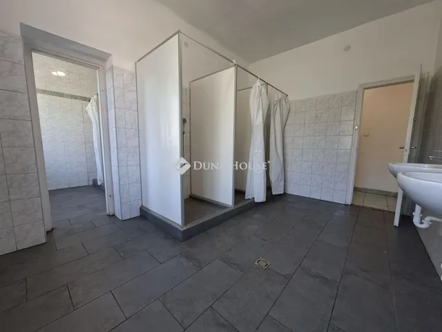 Kiadó lakás Budapest IX. kerület 290 nm