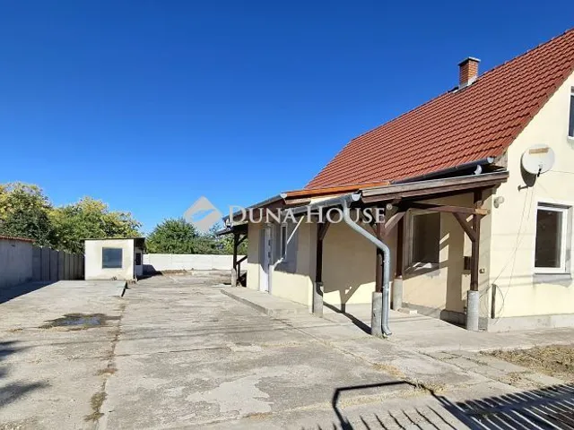 Eladó ház Őrbottyán 144 nm