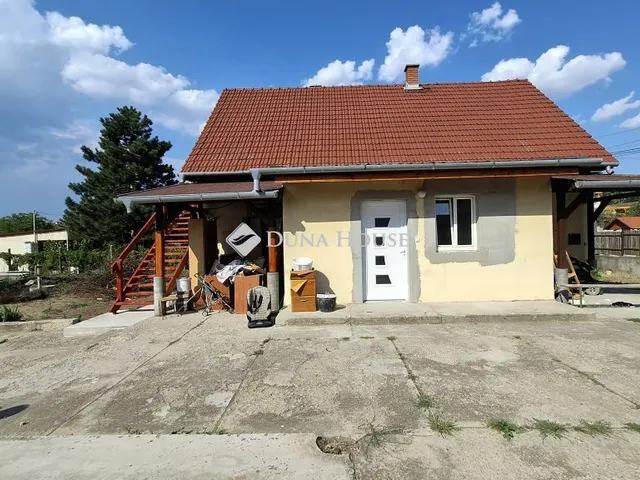 Eladó lakás Őrbottyán 76 nm