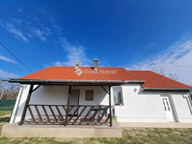 Eladó ház Tápiószecső 84 nm