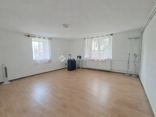 Kiadó ház Tápiószecső 54 nm