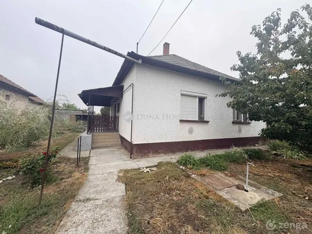 Eladó ház Fegyvernek, Budai Nagy Antal út 70 nm