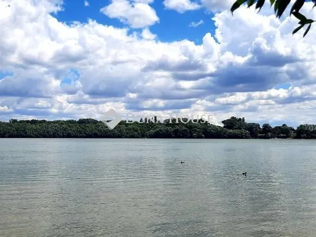 Eladó üdülő és hétvégi ház Pócsmegyer 50 nm