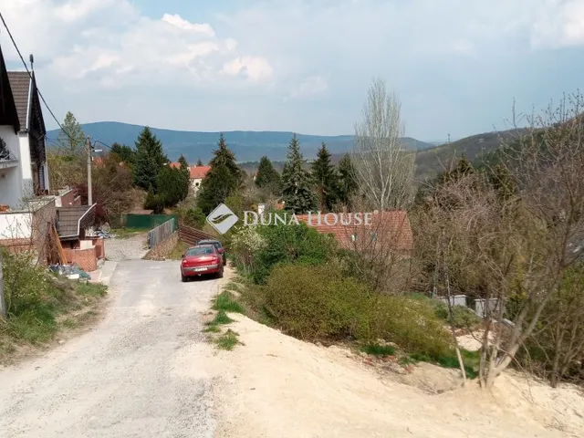 Eladó telek Solymár, Hegy utca 872 nm