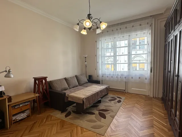 Eladó lakás Budapest I. kerület 81 nm