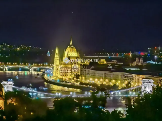 Eladó lakás Budapest I. kerület 117 nm
