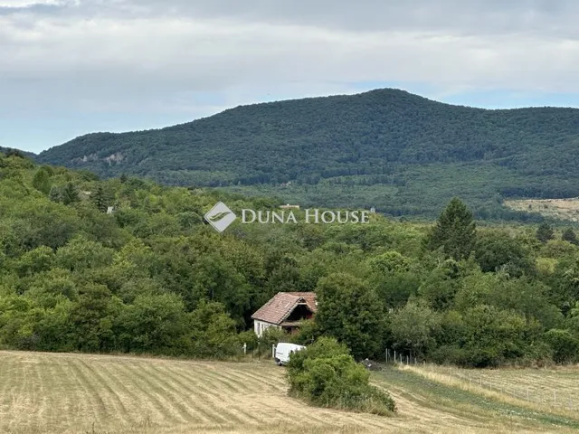 Eladó telek Szentendre, Névtelen utca 2456 nm