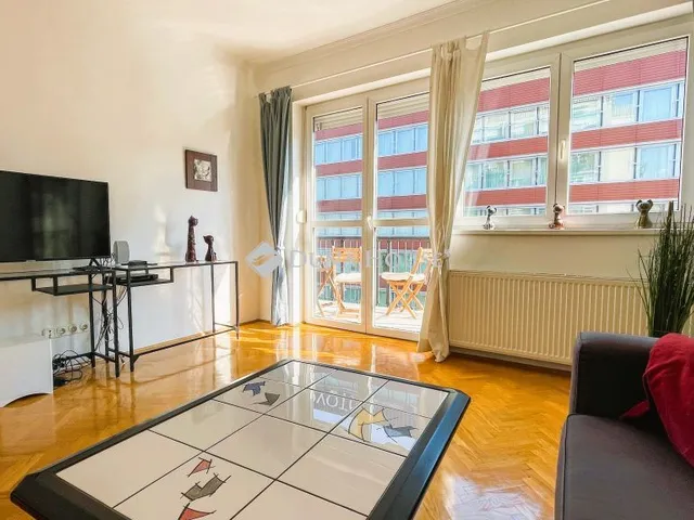 Eladó lakás Budapest II. kerület 50 nm