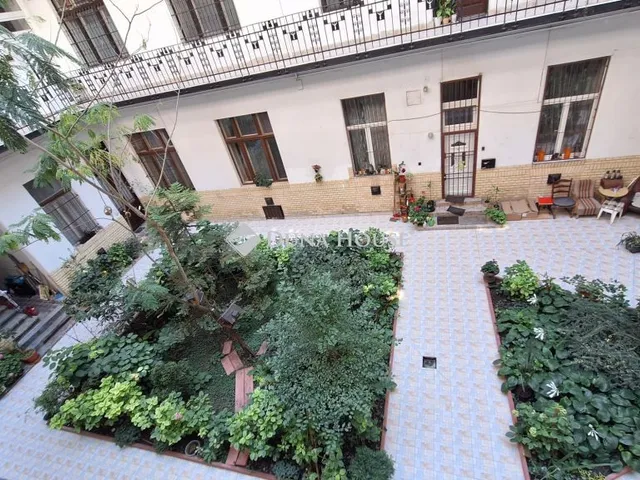 Eladó lakás Budapest VI. kerület, Eötvös utca 55 nm