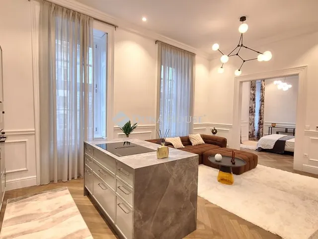 Kiadó lakás Budapest V. kerület 92 nm